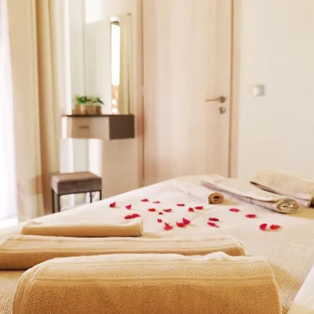 Euphoria فيلة Áyios Nikítas