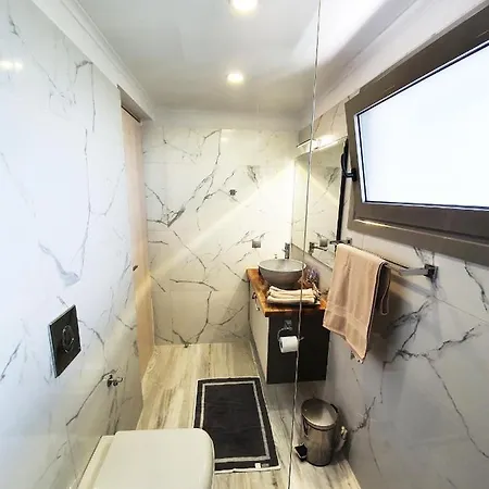 Euphoria Áyios Nikítas